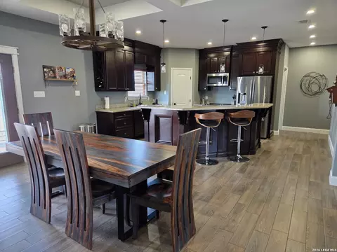 Dining - 2337 Darlene, Eagle Pass, TX 78852 photo 1 of 2