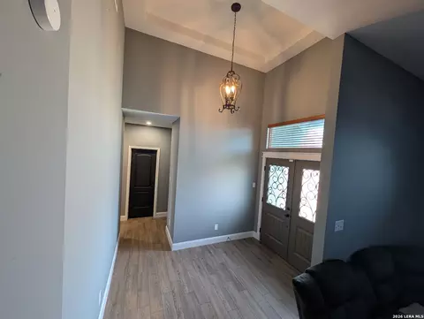 Entry Way - 2337 Darlene, Eagle Pass, TX 78852 photo 2 of 6