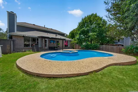 10467 Horn Blvd, San Antonio, TX 78240