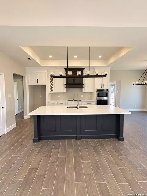 Kitchen - 816 Ceniza, Eagle Pass, TX 78852 photo 2 of 4