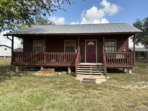 Undisclosed, Gillett, TX 78116