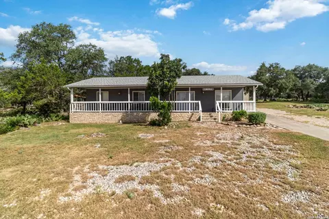 2123 Canyon Lake Dr, Canyon Lake, TX 78133
