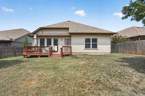 Exterior - 4624 Split Oak Rd, Cibolo, TX 78108 photo 8 of 9