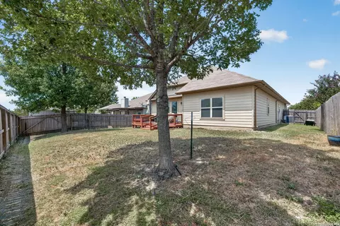 Exterior - 4624 Split Oak Rd, Cibolo, TX 78108 photo 7 of 9
