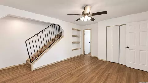 Living - 607 S Brazos St, Eagle Pass, TX 78852 photo 5 of 7