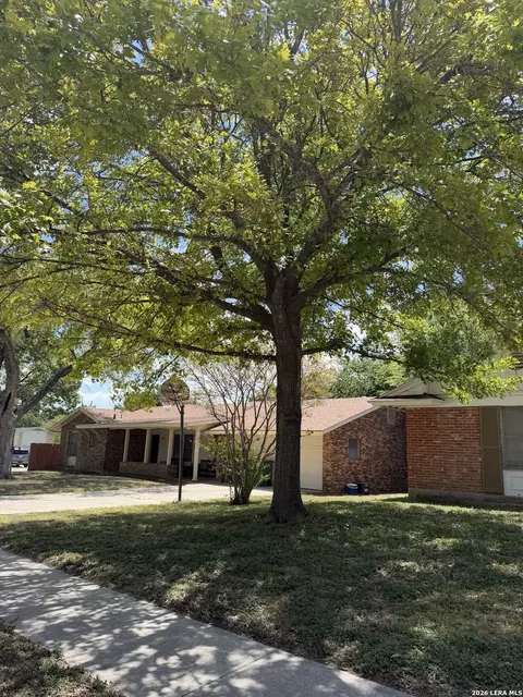 306 Enchanted Dr, San Antonio, TX 78216