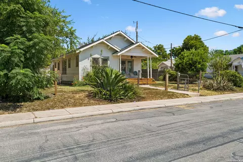1620 N Olive St, San Antonio, TX 78208