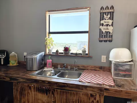 Kitchen - 614 Sunset, Eagle Pass, TX 78852 photo 2 of 2