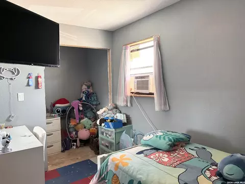Bedroom - 614 Sunset, Eagle Pass, TX 78852 photo 4 of 6