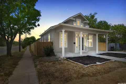 923 Saint Anthony Ave, San Antonio, TX 78210