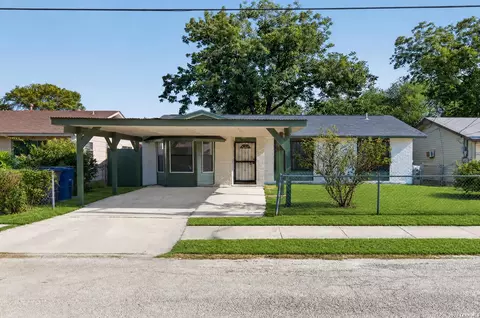 3911 Bay St, San Antonio, TX 78237