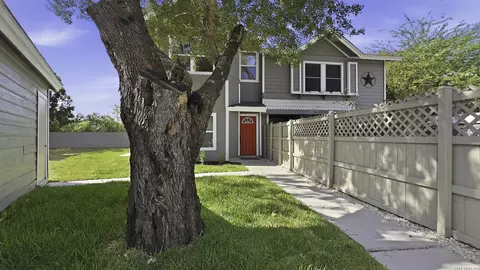 6704 Spring Front Dr, San Antonio, TX 78249