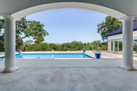 Exterior - 497 N Thunder Creek Rd, Utopia, TX 78884 photo 3 of 7