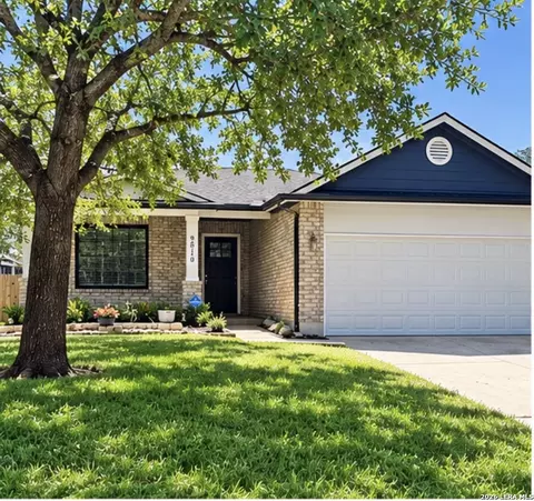 9010 Veranda Ct, San Antonio, TX 78250