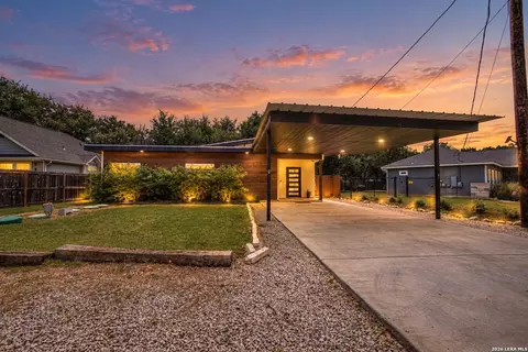 1630 Canyon Edge, Canyon Lake, TX 78133