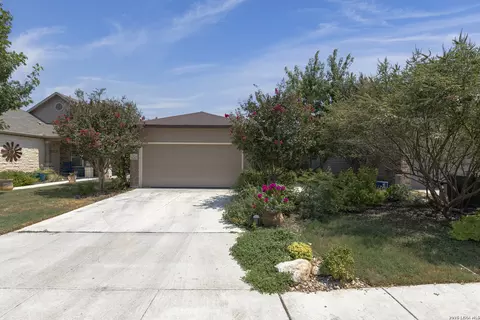 8242 Phantom Fld, San Antonio, TX 78253