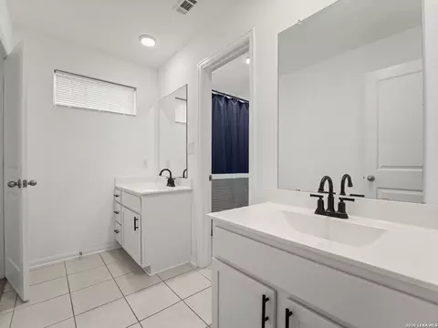 Bath - 241 Oleander Loop, Buda, TX 78610 photo 2 of 5