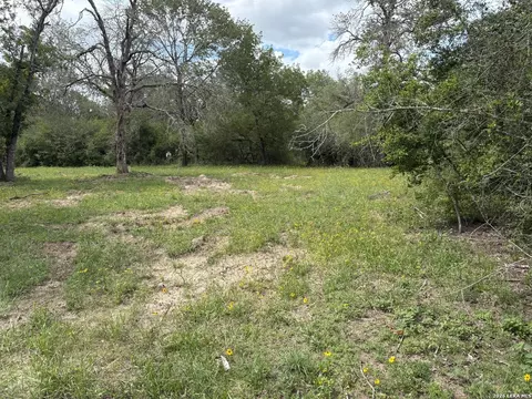 69 Powder Rdg, Luling, TX 78648 photo 7
