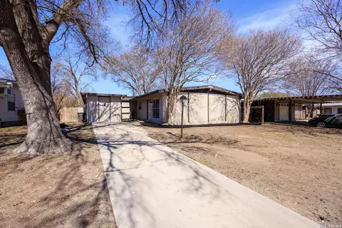 5119 Village Crst, San Antonio, TX 78218