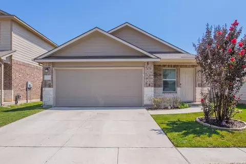 237 Middle Green Loop, Floresville, TX 78114