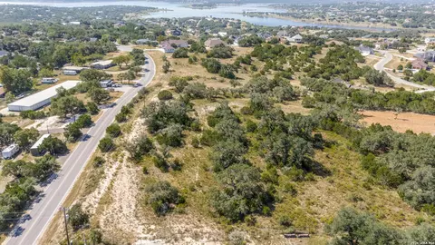 23455 N Cranes Mill Rd, Canyon Lake, TX 78133