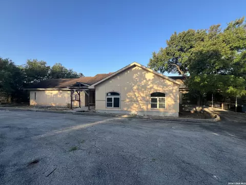 203 Winchester Dr, Bergheim, TX 78004