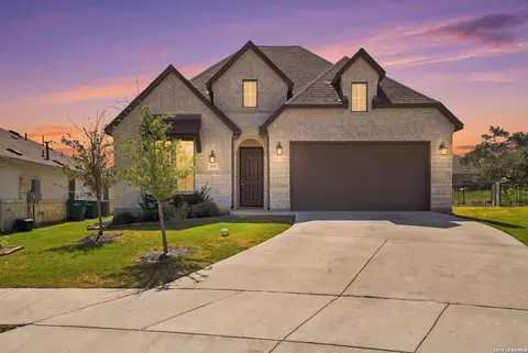 517 Huntwick Dr, Boerne, TX 78006