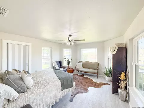 Bedroom - 901 Zig Zag Ave, Devine, TX 78016 photo 1 of 8
