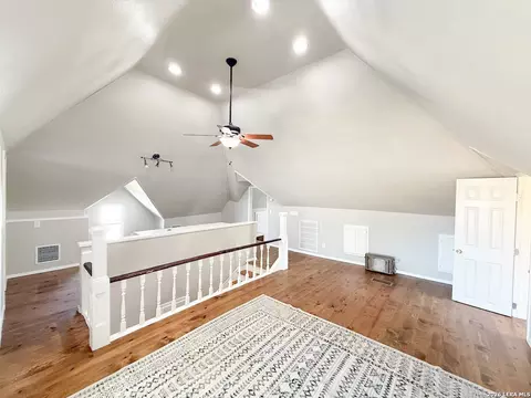 Other - 901 Zig Zag Ave, Devine, TX 78016 photo 4 of 12