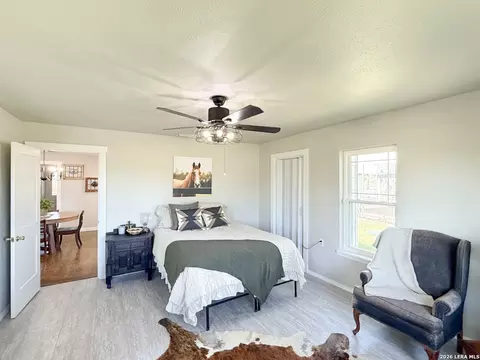 Bedroom - 901 Zig Zag Ave, Devine, TX 78016 photo 3 of 8