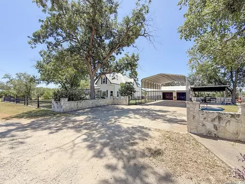 Other - 901 Zig Zag Ave, Devine, TX 78016 photo 10 of 12