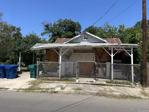 211 Mercedes, San Antonio, TX 78207