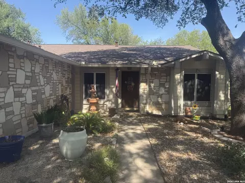 1942 Stedwick Dr, San Antonio, TX 78251