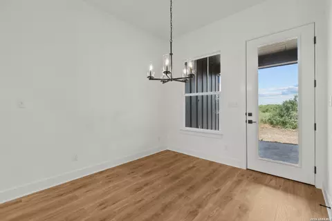 Dining - 3515 County Road 676, Devine, TX 78016 photo 1 of 1