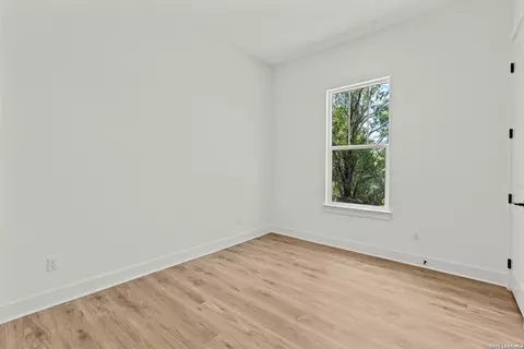 Bedroom - 3515 County Road 676, Devine, TX 78016 photo 4 of 4