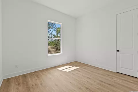 Bedroom - 3515 County Road 676, Devine, TX 78016 photo 3 of 4
