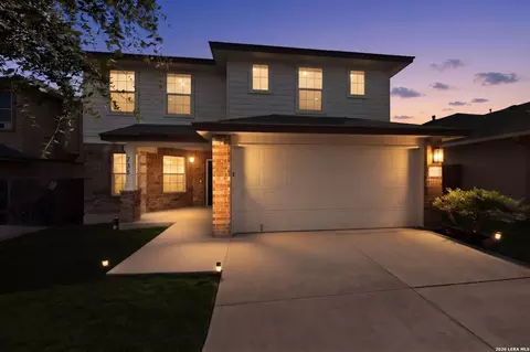 735 Pelican Pt, San Antonio, TX 78221