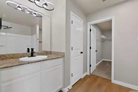 Entry Way - 15018 Silver Tree Cv, Von Ormy, TX 78073 photo 3 of 4