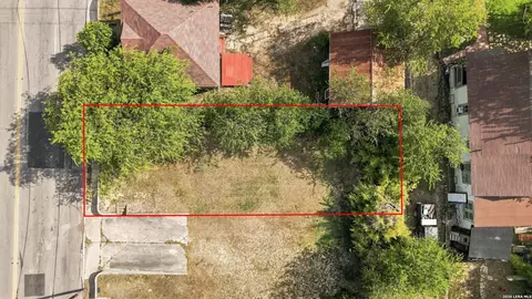 203 N 211 N Walters, San Antonio, TX 78202