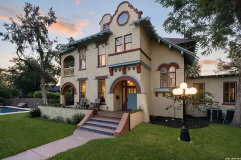 120 W Craig Pl, San Antonio, TX 78212