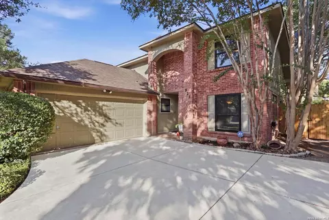 935 Hedgestone Dr, San Antonio, TX 78258