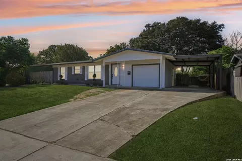 554 Kate Schenck Ave, San Antonio, TX 78223