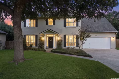 1655 Hawks Tree Ln, San Antonio, TX 78248