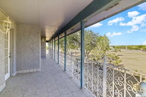 Exterior - 5280 Smith Rd, Von Ormy, TX 78073 photo 5 of 8