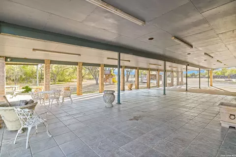Exterior - 5280 Smith Rd, Von Ormy, TX 78073 photo 6 of 8