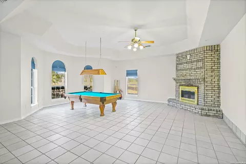 Living - 5280 Smith Rd, Von Ormy, TX 78073 photo 5 of 7