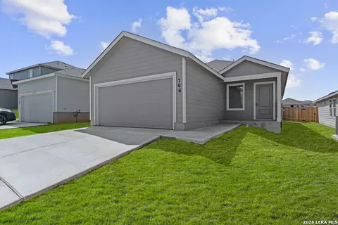 706 Thea Mdws, Marion, TX 78124