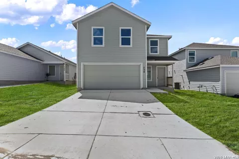 730 Thea Mdws, Marion, TX 78124