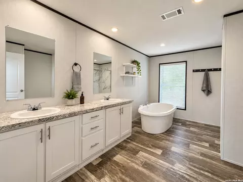 4010 Deerslayer, Spring Branch, TX 78070 photo 6