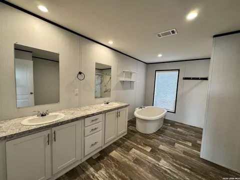 4010 Deerslayer, Spring Branch, TX 78070 photo 8